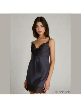 Victoria’s Secret black shirt slip camisole with built in bra satin and lace 36B